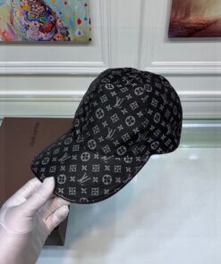 Louis Vuitton Be My Cap Black LV Cap - Image 5