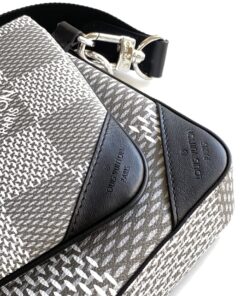Louis Vuitton Trio Messenger Damier Graphite Plaster For Men, Men’s Bags, Shoulder And Crossbody Bags 9.8in/ 25cm LV - Image 4
