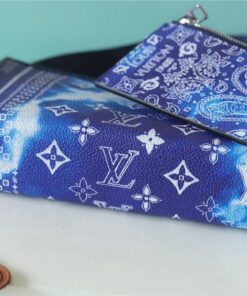 Louis Vuitton Gaston Wearable Wallet Monogram Blue For Men, Men’s Bags, Shoulder And Crossbody Bags 8.7in/22cm LV M81431 - Image 11