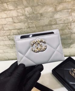 Chanel CO-CO 19 Card Holder Wallet 11cm/4.3in Gold Toned Hardware For Women Grey AP1167 B07327 NG752