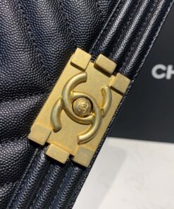 Chanel Boy HandBag Black For Women, Shoulder And Crossbody Bags 9.8in/25cm A67086 - Image 4