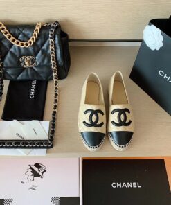 Alternative view of Chanel Espadrilles Beige/Black For Women G29762