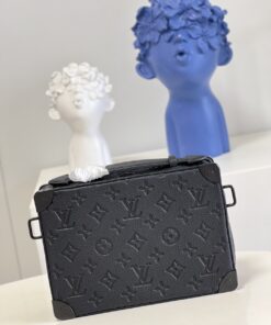 Louis Vuitton Handle Soft Trunk Black Taurillon Monogram For Men 8.5in/22cm LV M59163 - Image 11
