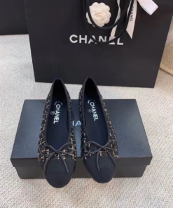 Chanel Ballerina Flats in Tweed Black/Gold, Shoes for Women, G02819 K4311