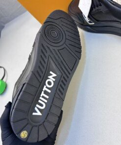 Louis Vuitton Trainer Sneaker Mix Of Materials Black For Men - Image 9