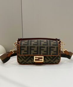 Alternative view of Fendi Baguette Khaki For Women, Women’s Handbags, Shoulder And Crossbody Bags, 10.6in/27cm FF 8BR600