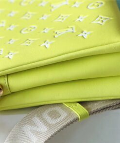 Louis Vuitton Coussin PM Shoulder Bag 10.2in/ 26cm Monogram Yellow Gold Hardware For Women M20843 - Image 9