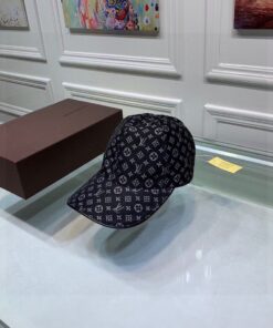 Louis Vuitton Be My Cap Black LV Cap - Image 3