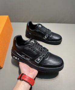 Louis Vuitton Trainer Sneaker Mix Of Materials Black For Men - Image 8