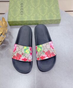 Gucci Slides in Bloom Print Red for Women 408508 G2200 8919