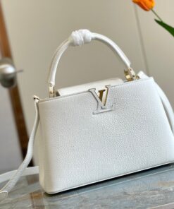 Louis Vuitton Capucines MM Handbag White For Women, Women’s Handbags, Shoulder Bags And Crossbody Bags 12.4in/32cm LV