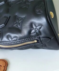 Louis Vuitton Alma BB Top Handle Bag 9.6in/ 24.5cm Black Gold Hardware For Women M59793 - Image 3