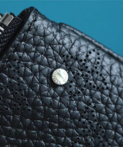 Louis Vuitton Key Pouch Mahina Black For Women, Women’s Wallets 5.1in/13cm M69532 - Image 8