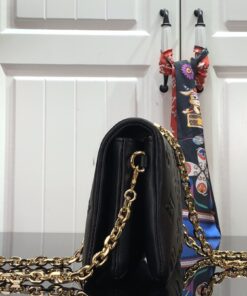 Louis Vuitton Pochette Coussin Shoulder Bag 7.9in/ 20cm Black Gold Hardware For Women M82116 - Image 7