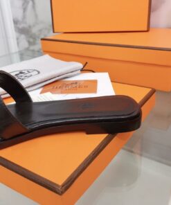 Hermes Oran Sandals Black For Women - Image 4