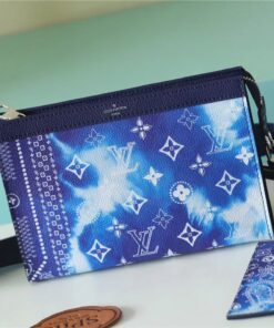 Louis Vuitton Gaston Wearable Wallet Monogram Blue For Men, Men’s Bags, Shoulder And Crossbody Bags 8.7in/22cm LV M81431 - Image 7