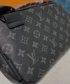 Louis Vuitton Bumbag Monogram Eclipse Canvas For Men, Men’s Belt Bags 11in/28cm LV M42906 - Image 14