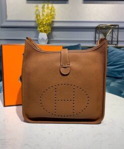 Alternative view of Hermes Evelyne III 29 Bag Brown With Silver-Toned Hardware For Women, Shoulder and Crossbody Bags 11.4in/29cm H073599CC37