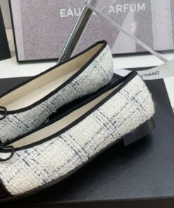 Chanel Ballet Flats White For Women - Image 7