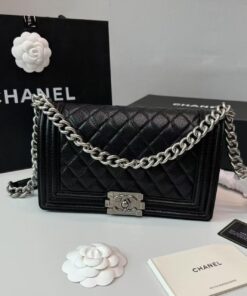 Chanel Boy Medium Crossbody Bag 9.8in/ 25cm Black Palladium Hardware For Women - Image 4