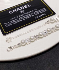 Chanel CC Pearl Necklace White For Women - Image 5