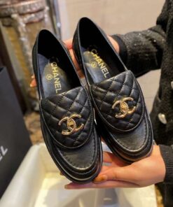 Alternative view of Chanel Tab Loafers Turn-lock Flats Interlocking CC Black For Women