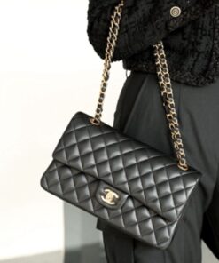 Chanel Classic Double Flap Bag Medium Crossbody 10in/ 25.5cm Black Gold Hardware For Women A01112 - Image 3