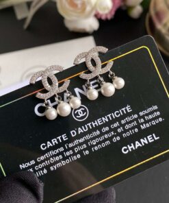 Alternative view of Chanel Crystal Three Pearl Earrings Gold For Women