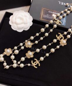 Chanel Pearl CC Flower Gold Necklace for Women - Image 7