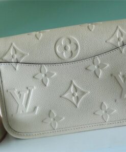 Louis Vuitton Diane White For Women 9.4in/24cm - Image 8