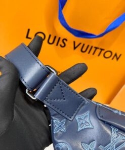 Louis Vuitton Discovery PM Bumbag 17.3in/ 44cm Navy Blue Black Hardware For Men M45729 - Image 8