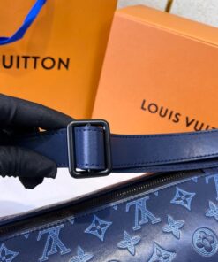 Louis Vuitton Discovery PM Bumbag 17.3in/ 44cm Navy Blue Black Hardware For Men M45729 - Image 4