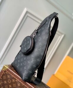 Louis Vuitton Duo Slingbag Black For Men 42cm / 16.5in M30936 - Image 12