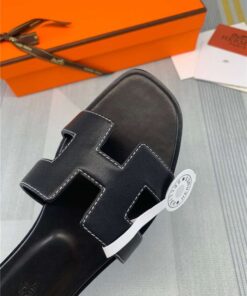 Hermes Oran Sandal Black For Women - Image 3
