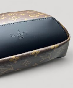 Louis Vuitton Avenue Sling Bag in Monogram Canvas For Men, Crossbody Bag, 12.2in/31cm - Image 3