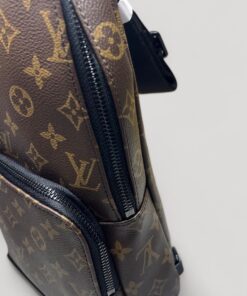 Louis Vuitton Avenue Sling Bag in Monogram Canvas For Men, Crossbody Bag, 12.2in/31cm - Image 5