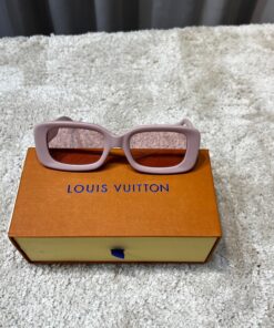 Alternative view of Louis Vuitton Circle Rectangle Sunglasses Pink For Women Z2421W