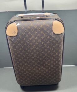 Alternative view of Louis Vuitton Exqusite Travelling Luggage Monogram Canvas Unisex, Travel Suitcase 24in/61cm LV