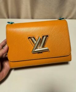 Louis Vuitton Twist MM Epi Gold Miel Brown For Women, Shoulder And Crossbody Bags 9.1in/23cm LV M59686 - Image 3