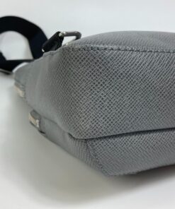 Louis Vuitton Avenue Sling Bag Taiga Grey For Men, Men’s Bags, Crossbody Bags 12.2in/31cm LV M30801 - Image 9