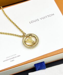 Alternative view of Louis Vuitton Louise By Night Necklace Gold For Women M00759