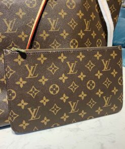 Louis Vuitton Neverfull GM Tote Bag 15.4in/ 39cm Beige Monogram Gold Hardware For Women M40990 - Image 7