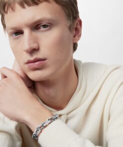 Alternative view of Louis Vuitton Monogram Chain Bracelet for Men M00308