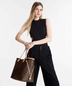 Alternative view of Louis Vuitton Neverfull GM Tote Bag 15.4in/ 39cm Beige Monogram Gold Hardware For Women M40990