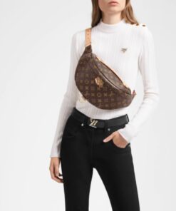 Alternative view of Louis Vuitton Bumbag 14.5in/ 37cm Brown Monogram Gold Hardware For Women M43644