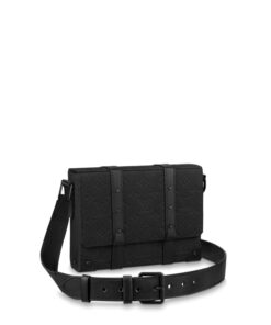 Louis Vuitton Trunk Messenger Taurillon Monogram Black Bag For Men, Shoulder and Crossbody Bags 9.4in/21cm LV M57726