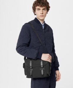 Alternative view of Louis Vuitton Christopher Messenger Crossbody Bag 11.4in/ 29cm Black Taurillon Black Hardware For Men M58476