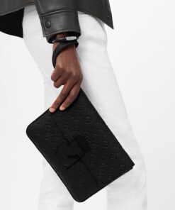 Alternative view of Louis Vuitton S Lock A4 Pouch Taurillon Black For Men 10.6in/27cm M80582