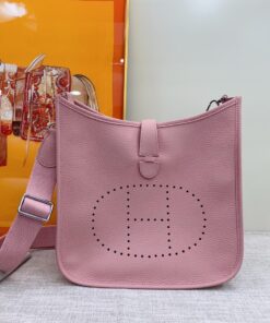 Hermes Evelyne III 29 Bag Pink With Silver-Toned Hardware For Women, Shoulder and Crossbody Bags 11.4in/29cm - Image 7