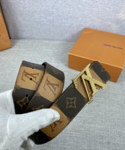 Louis Vuitton Iconic Reversible 30mm Belt Brown for Women - Image 5